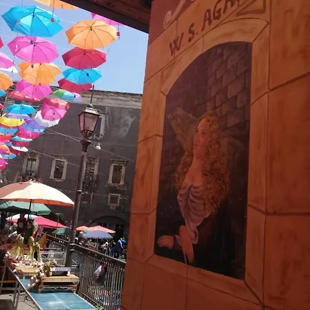 Il Giardino In Centro 카타니아